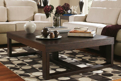 T481 - Coffee Table